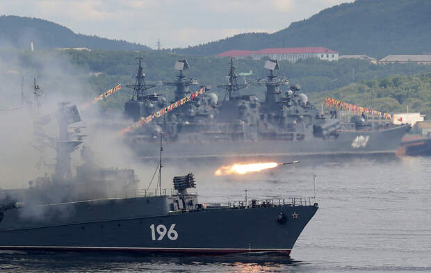 Малый противолодочный корабль "Снежногорск"