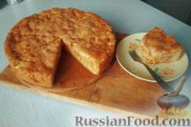 Фото к рецепту: Пирог с тыквой и яблоками