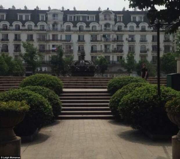 Город, полный странностей: будни заброшенной копии Парижа в Китае