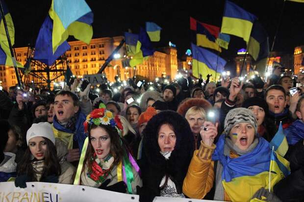 В Украине два Майдана (найди 10 отличий)