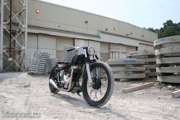 Кастом «Black Bike» на базе BSA A10 1958