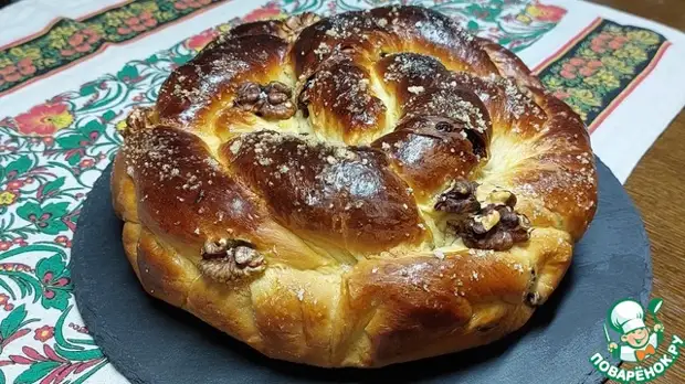 Болгарский пасхальный пирог-Козунак