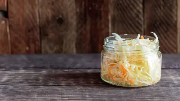 Диетолог Соломатина рассказала о полезных свойствах квашеной капусты