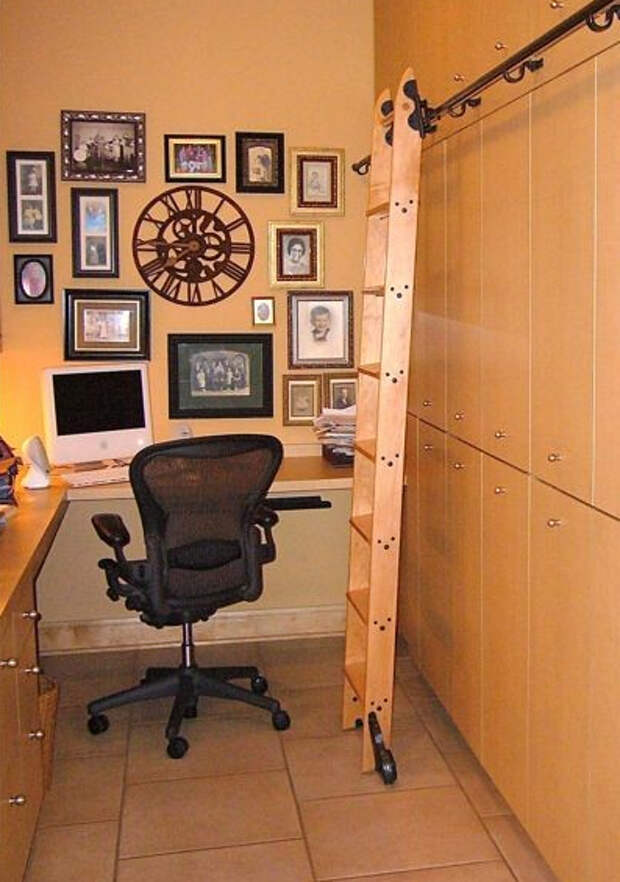 mini-home-office-nook-between-wall4