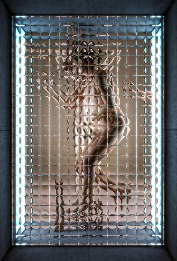 Цифровые картины Адама Мартинакиса