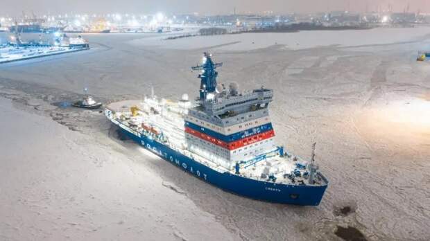 Россия перебрасывает атомные ледоколы из Арктики спасать судоходство Балтийского