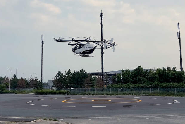В Японии испытали первое летающее беспилотное такси