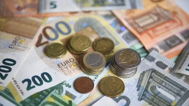 https://vestinewsrf.ru/mezhdunarodnaya_panorama/na-kipre-arestovali-rossijskie-vklady-na-105-millionov-evro/