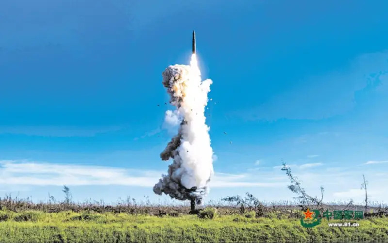 Запуск новейшей китайской МБР DF-31AG и растущая уверенность Китая в отношениях с США