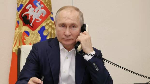 Путин провел разговор с и.о. президента Ирана Мохбером