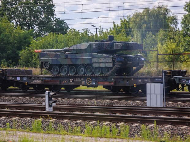 ВС РФ уничтожили целый эшелон военной техники ВСУ благодаря подполью Николаева (ВИДЕО)