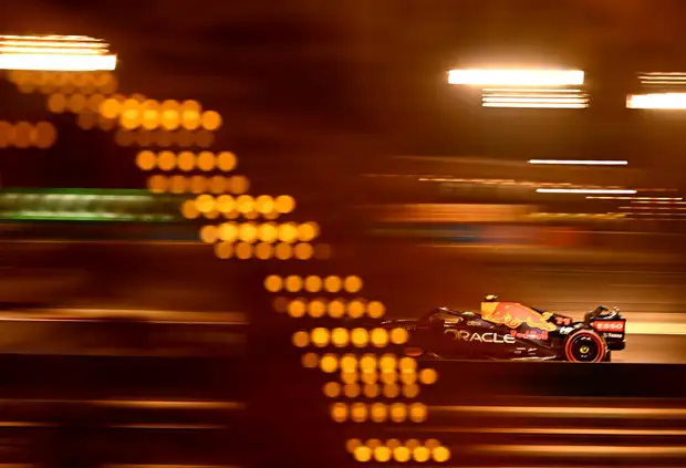 Начало трансляции квалификации Формулы 1 в Бахрейне в 17:55