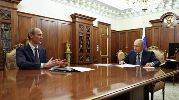 Путин поручил доработать систему возмещения ущерба жертвам мошенников