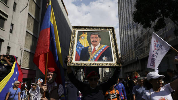 Участники протестов в Каракасе заявили, что намерены сражаться за независимость