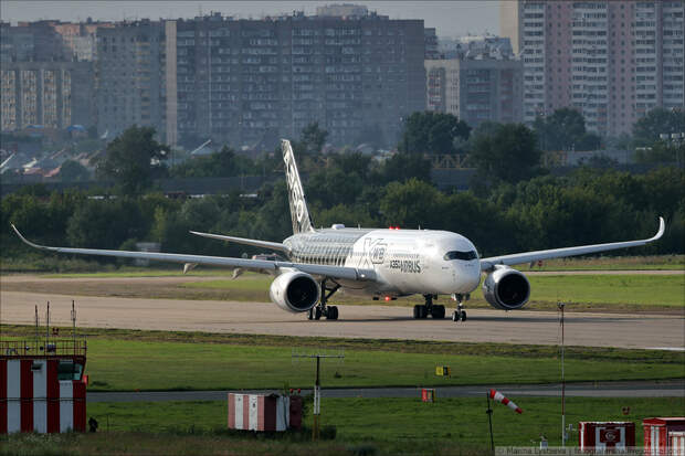 AJ3I0623