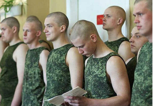 Призывники/фото из архива редакции
