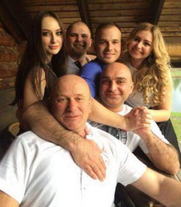 Показалось! Показалось!