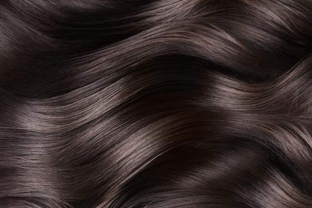 Основная задача нанопластики &mdash; разгладить пряди, сделать их блестящими, убрать пушистость