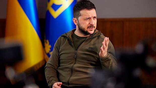 Читатели Le Figaro поприветствовали отказ ФИФА показывать обращение Зеленского