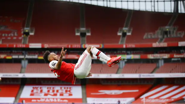 Дубль Обамеянга помог «Арсеналу» разгромить «Норвич» в матче АПЛ