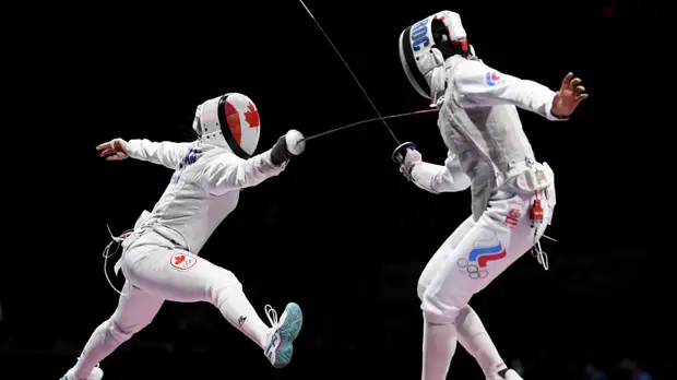 Рапиристка Загидуллина не смогла выйти в 1/4 финала олимпийского турнира по фехтованию