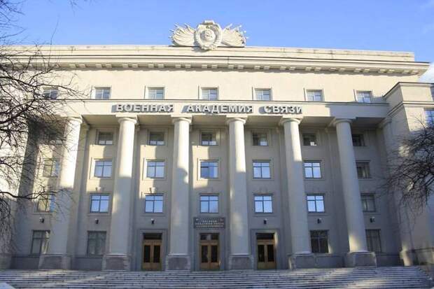 Взрыв боеприпасов времен Великой Отечественной войны прогремел в Военной академии связи в Санкт-Петербурге