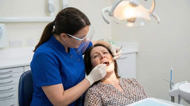 Врач Бонадыкова: хроническое воспаление дёсен повышает риск болезней сердца