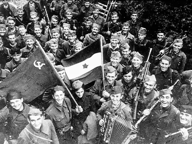 Ποιες τρεις ευρωπαϊκές χώρες αρνήθηκαν να πολεμήσουν την ΕΣΣΔ στο πλευρό του Χίτλερ