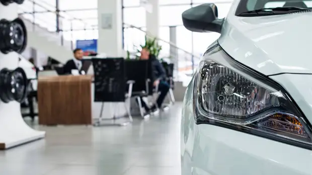 Самые дешевые автомобили в салоне стали дороже миллиона рублей