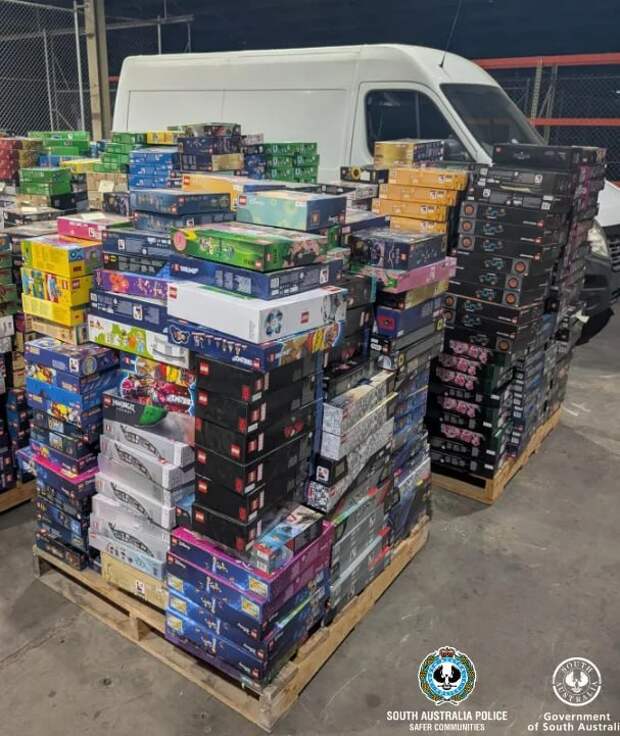 В Австралии пара похищала конструкторы Lego и хранила их в тайнике