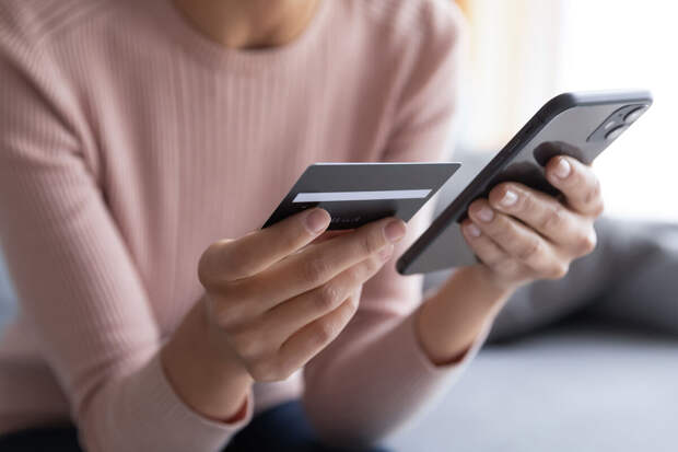 Сенатор Шейкин: возвращать неожиданно поступившие на счет деньги крайне опасно