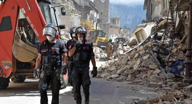 Политическая тряска после землетрясения в Италии