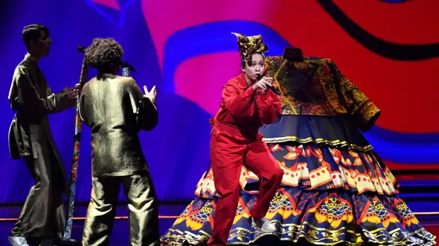 Певица Manizha подаст в суд на журнал Wonderzine