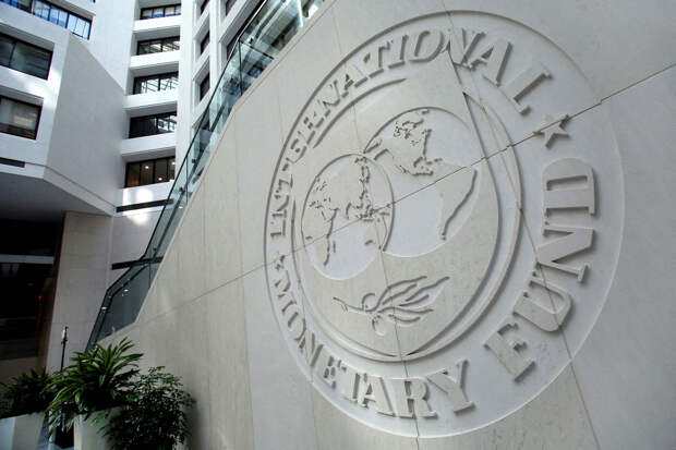 МВФ: решение использовать доходы с российских активов угрожает валютной системе