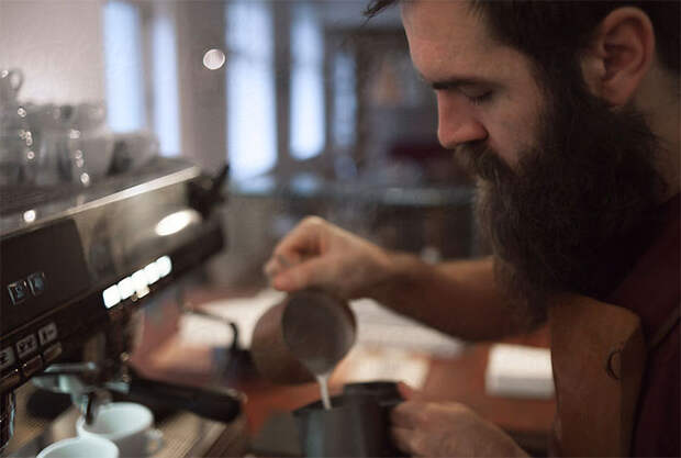 cafe-love-story-live-tweets-jerry-clayton-17