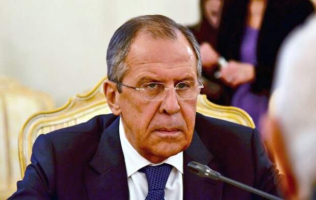 Лавров нанес жёсткое поражение Штайнмайеру Лавров нанес жёсткое поражение Штайнмайеру