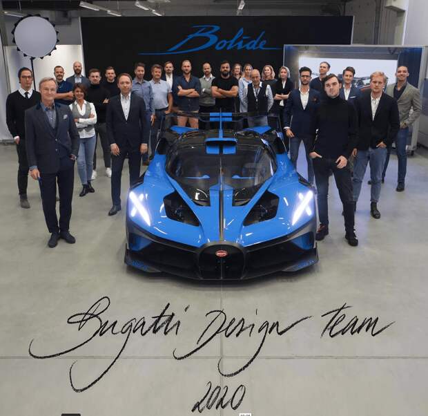 Философия дизайна Bugatti: делать хорошую работу с историей как с зеркалом, в первую очередь верность производительности