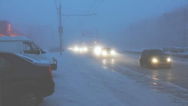 И днем и ночью. Как правильно применять световые приборы и звуковые сигналы автомобиля