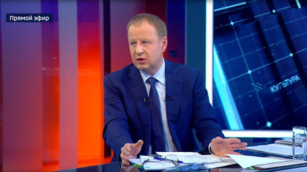 Губернатор Алтайского края Виктор Томенко / Фото: кадр из трансляции на канале
