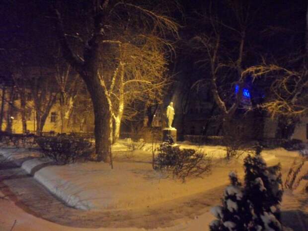 Прогулка по столице в поисках "Мастера и Маргариты" (29 фото) Прогулка по столице в поисках "Мастера и Маргариты" (29 фото)