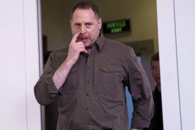 Двойники, вуду, магия: на что шли Ермак и Зеленский для спасения себя