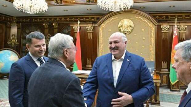 Лукашенко вбил эффектнейший гвоздь в гроб белорусской оппозиции лукашенко указал американцам их место