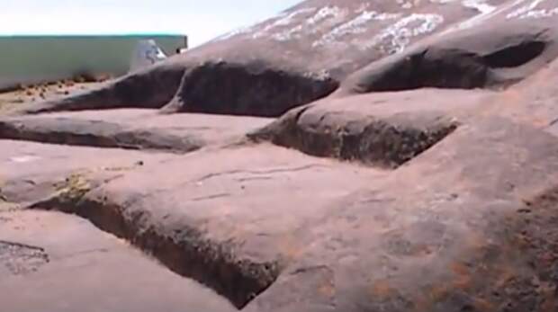 Загадочный камень инков - место силы. Оплывшие каменные ступени