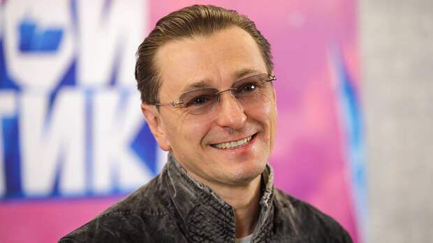 Безруков накопил штрафы за нарушения правил ПДД на 20 тысяч рублей