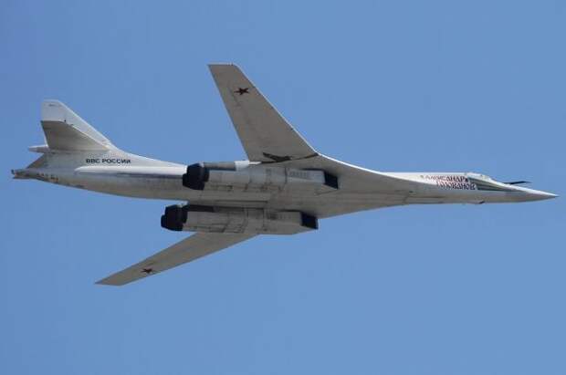 В Минобороны РФ прокомментировали полет Ту-160 вблизи стран НАТО