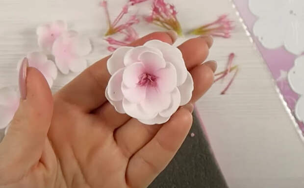 Цветы из фоамирана для начинающих: мастер-классы и идеи