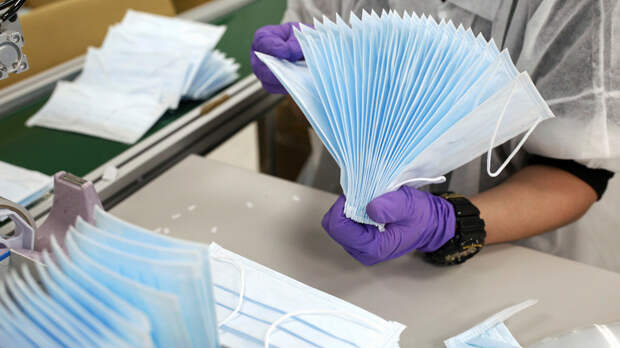 L’Express: храните неделю в конверте — учёные из Франции нашли способ сделать хирургическую маску многоразовой