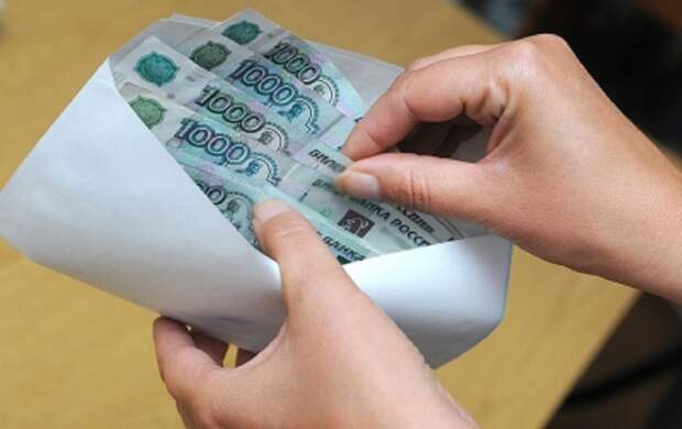 Количество регионов со средней зарплатой выше 100 тыс. рублей выросло до 14