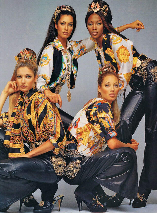 Знаменитые рекламные кампании Versace в 90-е: