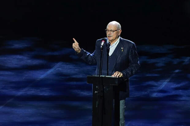 Михалков перечислил промахи властей: Гигантские потери - и люди, и деньги, и репутация